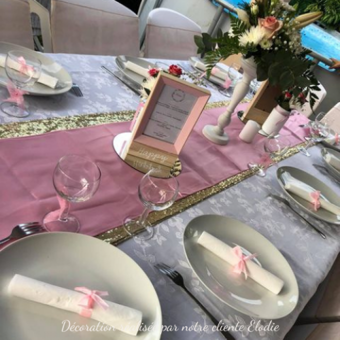 Chemin de table en Satin Nude - vieux rose