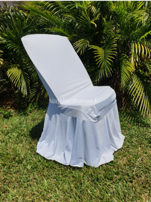 Housse de chaise juponnée blanche