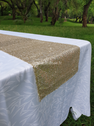 Chemin de table sequin argent